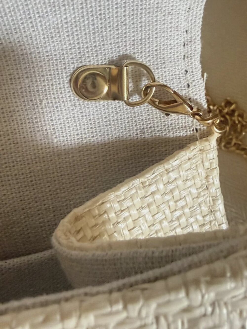 Tommy Bahama Woven Straw Natural Bag Bamboo Handle Gold Chain NWT - Picture 7 of 16